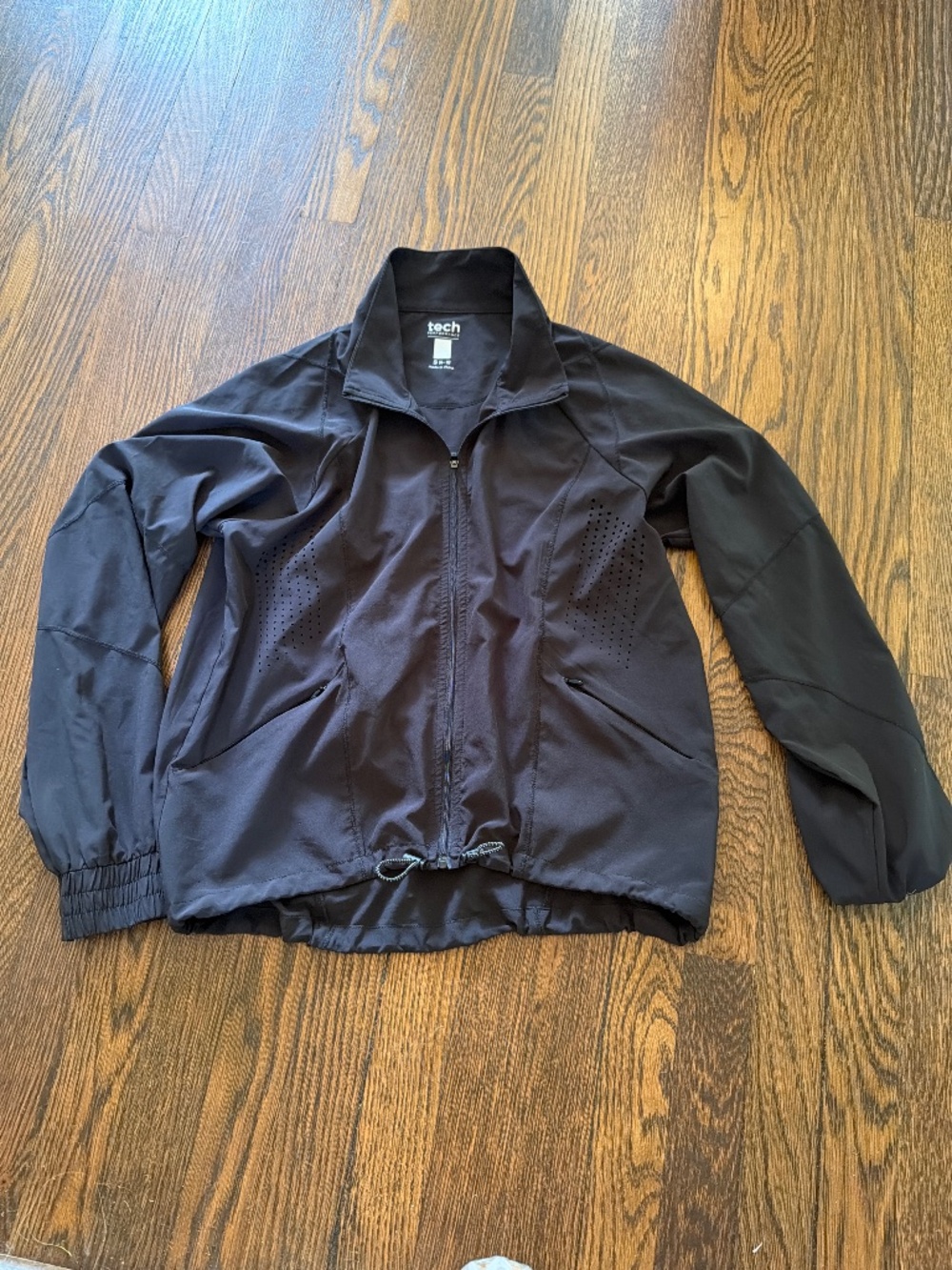 EUC Lucky in Love Black Windbreaker S (4/6)